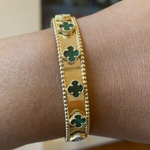 14k gold malachite clover bangle bracelet